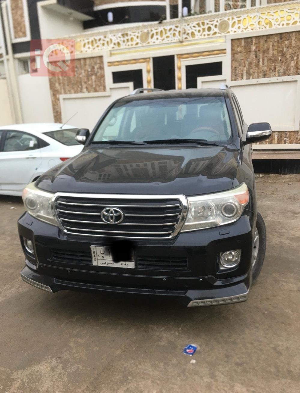 تويوتا لاندكروزر